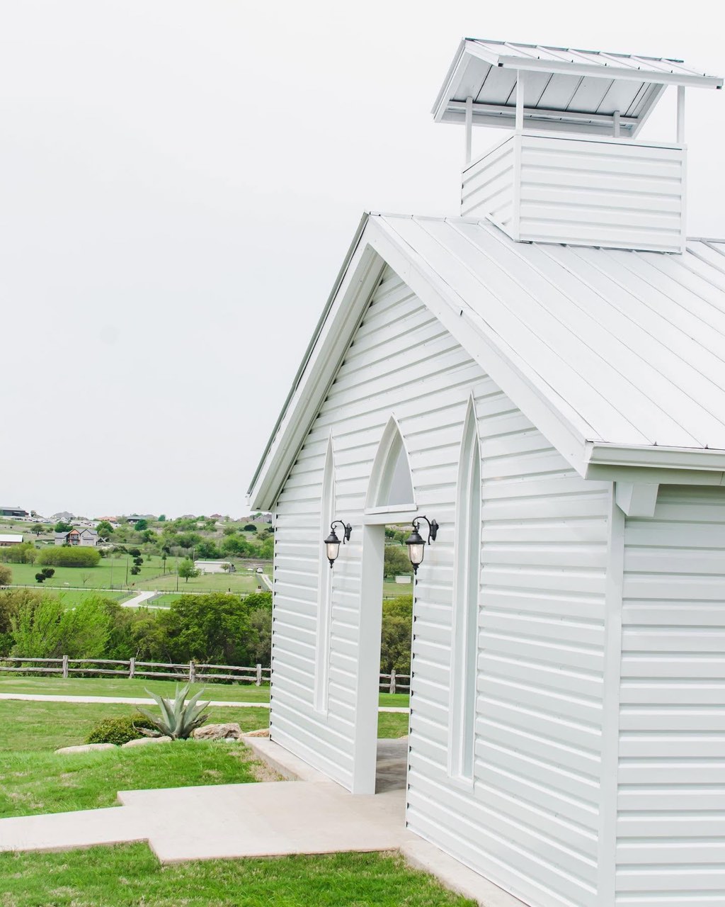 The Open-Air Chapel at Diamond H3 Ranch, photo 2